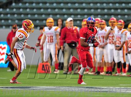 Thumbnail 1 in Oakdale vs. Serra ( CIF State D2 Final) photogallery.