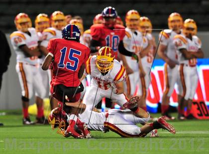 Thumbnail 1 in Oakdale vs. Serra ( CIF State D2 Final) photogallery.