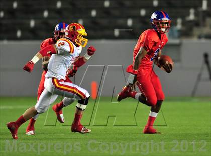 Thumbnail 3 in Oakdale vs. Serra ( CIF State D2 Final) photogallery.