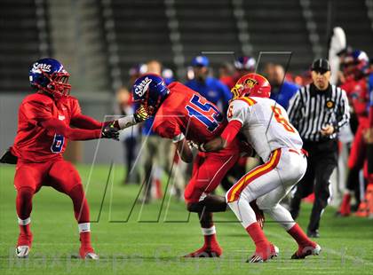 Thumbnail 1 in Oakdale vs. Serra ( CIF State D2 Final) photogallery.