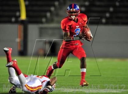 Thumbnail 1 in Oakdale vs. Serra ( CIF State D2 Final) photogallery.
