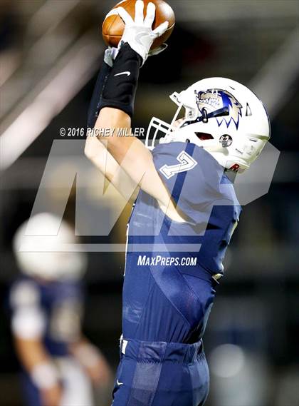 Thumbnail 3 in Bentonville West vs. Cabot photogallery.