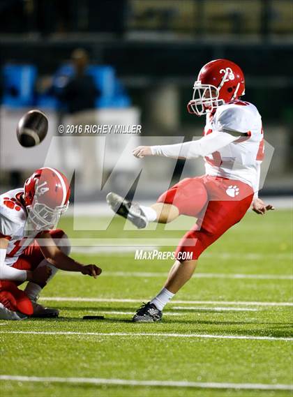 Thumbnail 1 in Bentonville West vs. Cabot photogallery.