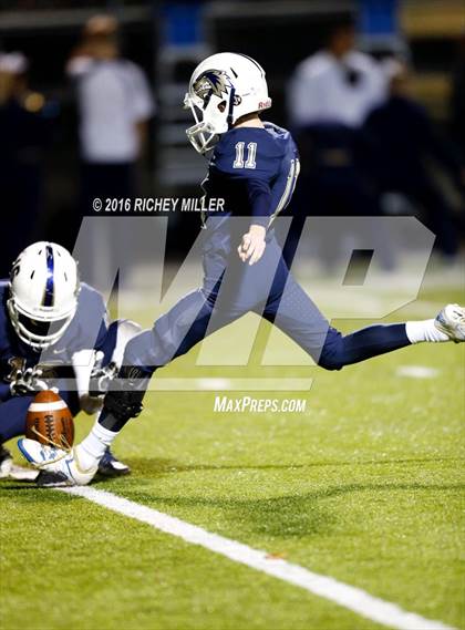 Thumbnail 1 in Bentonville West vs. Cabot photogallery.