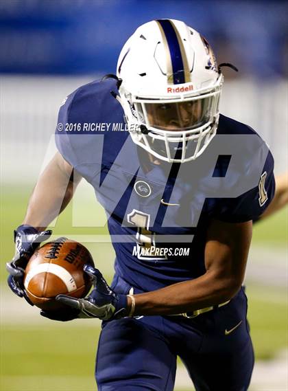 Thumbnail 3 in Bentonville West vs. Cabot photogallery.
