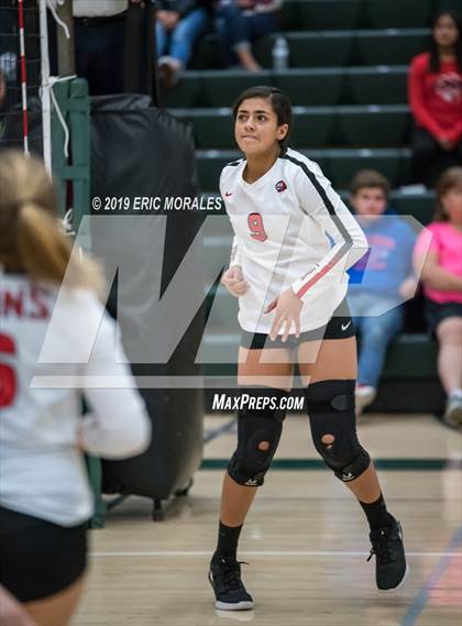 Thumbnail 2 in Kerman vs Hanford (Patriot Varsity Tournament) photogallery.