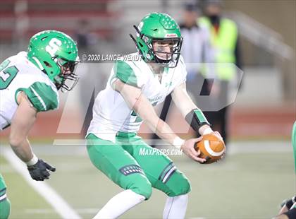 Thumbnail 3 in Sedgwick County vs. Sanford (CHSAA 8-Man State Championship) photogallery.