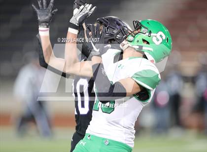 Thumbnail 3 in Sedgwick County vs. Sanford (CHSAA 8-Man State Championship) photogallery.