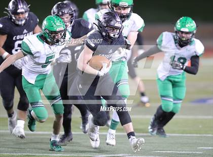 Thumbnail 2 in Sedgwick County vs. Sanford (CHSAA 8-Man State Championship) photogallery.