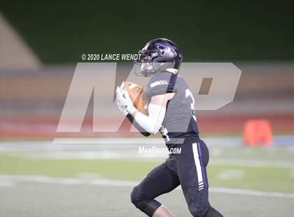 Thumbnail 2 in Sedgwick County vs. Sanford (CHSAA 8-Man State Championship) photogallery.
