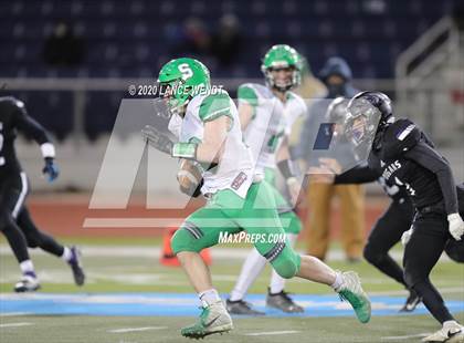 Thumbnail 2 in Sedgwick County vs. Sanford (CHSAA 8-Man State Championship) photogallery.