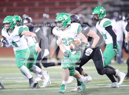 Thumbnail 2 in Sedgwick County vs. Sanford (CHSAA 8-Man State Championship) photogallery.
