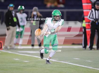 Thumbnail 3 in Sedgwick County vs. Sanford (CHSAA 8-Man State Championship) photogallery.