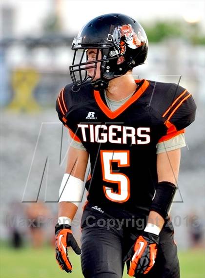 Thumbnail 3 in South Dearborn @ Lawrenceburg (Crosstown Showdown) photogallery.
