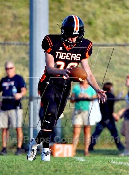 Thumbnail 2 in South Dearborn @ Lawrenceburg (Crosstown Showdown) photogallery.