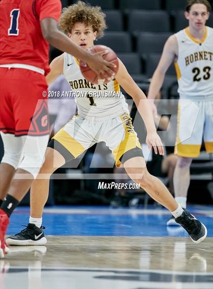 Thumbnail 1 in Crossroads vs. Alameda (CIF State D2 Final) photogallery.