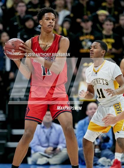 Thumbnail 1 in Crossroads vs. Alameda (CIF State D2 Final) photogallery.