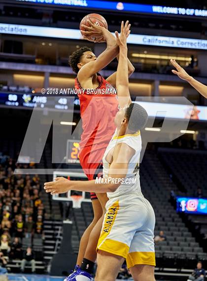 Thumbnail 2 in Crossroads vs. Alameda (CIF State D2 Final) photogallery.
