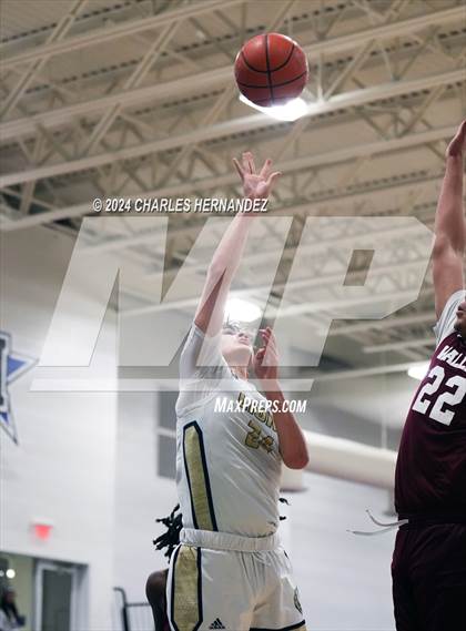 Thumbnail 3 in Lake Creek vs Waller (Mike Dacus Classic) photogallery.