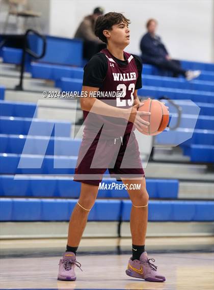 Thumbnail 2 in Lake Creek vs Waller (Mike Dacus Classic) photogallery.
