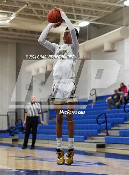 Thumbnail 2 in Lake Creek vs Waller (Mike Dacus Classic) photogallery.