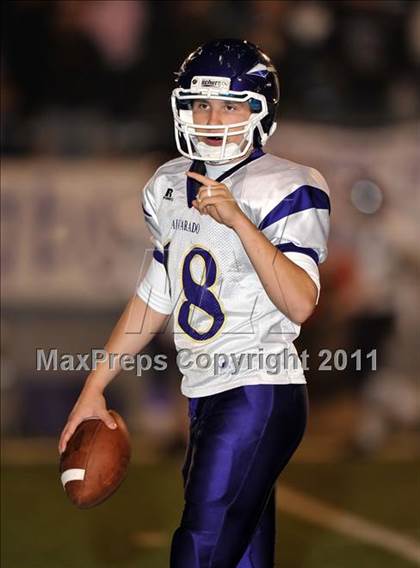 Thumbnail 2 in Alvarado vs. Henderson (3A Division 1 Semifinals) photogallery.