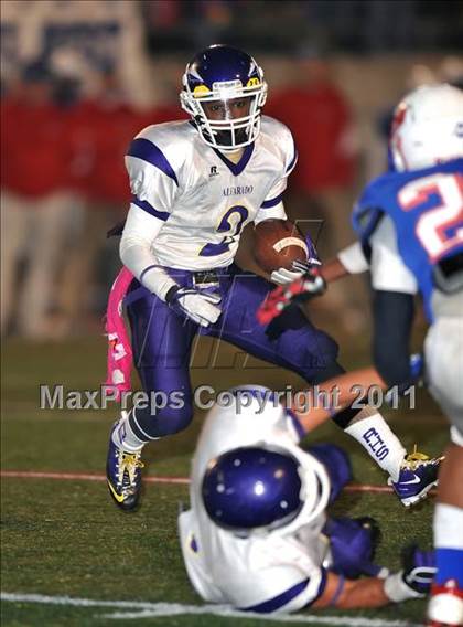 Thumbnail 1 in Alvarado vs. Henderson (3A Division 1 Semifinals) photogallery.