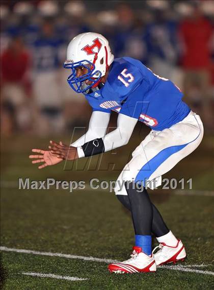 Thumbnail 2 in Alvarado vs. Henderson (3A Division 1 Semifinals) photogallery.