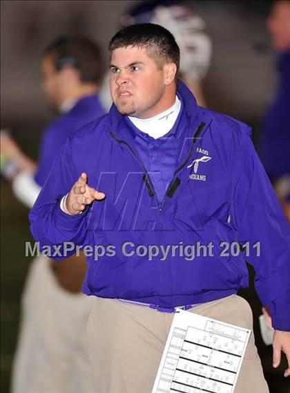 Thumbnail 2 in Alvarado vs. Henderson (3A Division 1 Semifinals) photogallery.