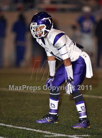 Thumbnail 2 in Alvarado vs. Henderson (3A Division 1 Semifinals) photogallery.