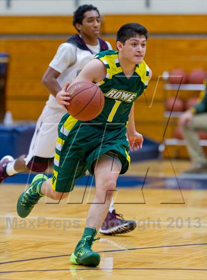 Thumbnail 3 in Rowe @ Highlands (NISD Boys Basketball Tournament) photogallery.