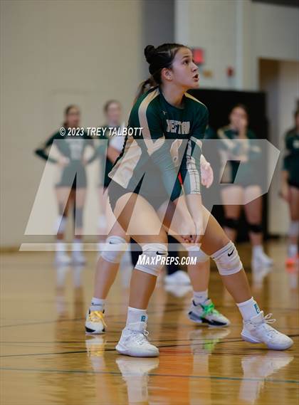 Thumbnail 1 in Union-Endicott vs Vestal (NYSPHSAA Class AA Section IV Final) photogallery.