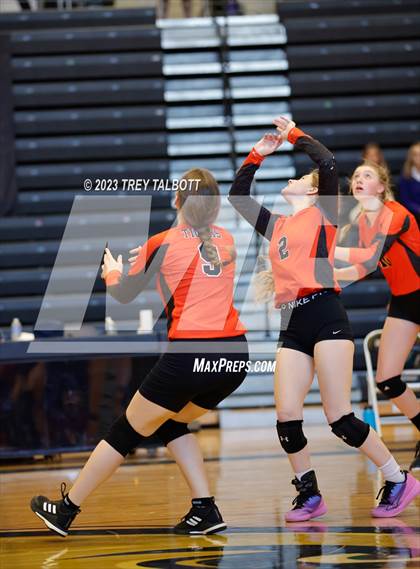 Thumbnail 3 in Union-Endicott vs Vestal (NYSPHSAA Class AA Section IV Final) photogallery.