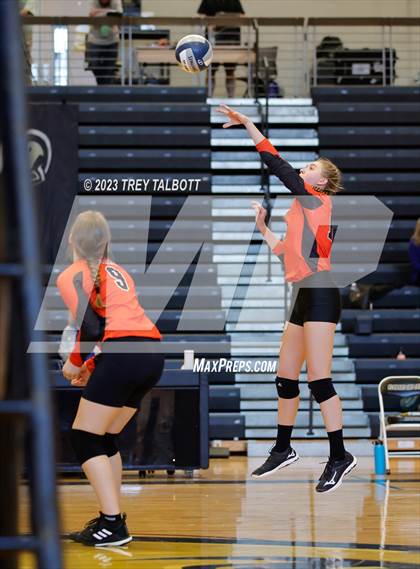 Thumbnail 3 in Union-Endicott vs Vestal (NYSPHSAA Class AA Section IV Final) photogallery.