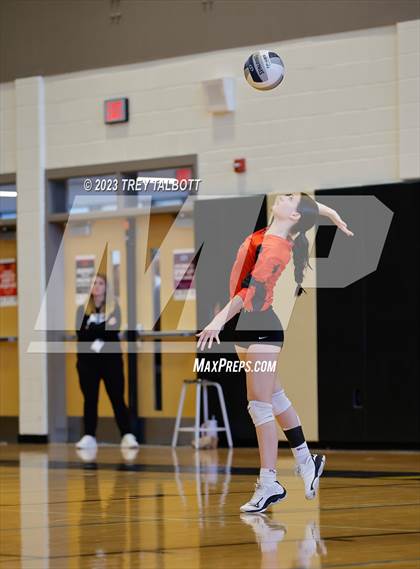 Thumbnail 2 in Union-Endicott vs Vestal (NYSPHSAA Class AA Section IV Final) photogallery.