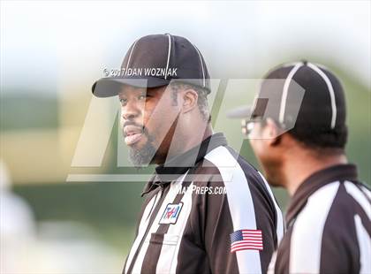 Thumbnail 2 in Oakridge vs. Pantego Christian photogallery.