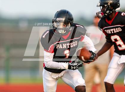 Thumbnail 2 in Oakridge vs. Pantego Christian photogallery.