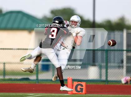Thumbnail 1 in Oakridge vs. Pantego Christian photogallery.