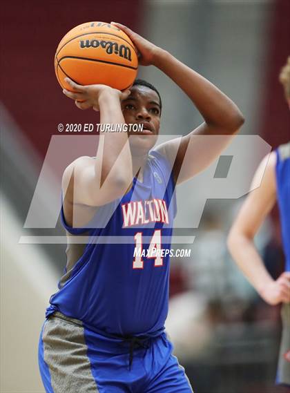Thumbnail 1 in Walton @ Lassiter photogallery.