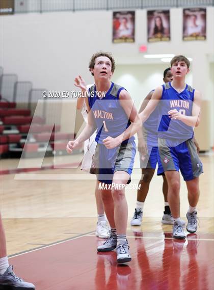 Thumbnail 1 in Walton @ Lassiter photogallery.