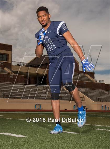 Thumbnail 3 in Valor Christian (2016 Preseason Top 25 Early Contenders Photo Shoot)  photogallery.