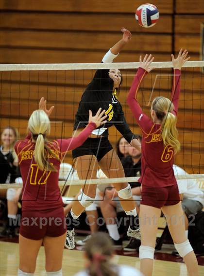 Thumbnail 2 in Foothill @ Esperanza photogallery.