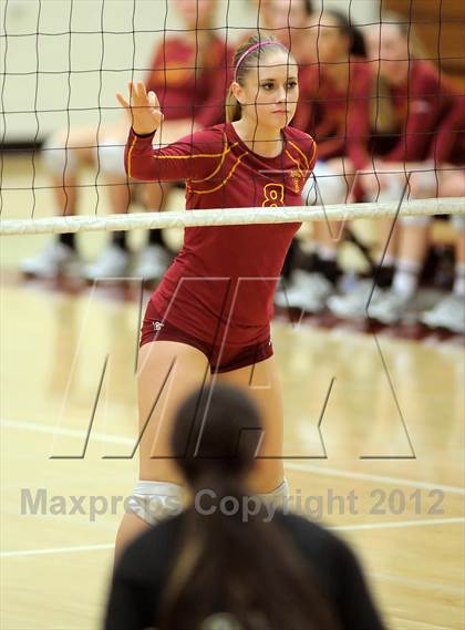 Thumbnail 1 in Foothill @ Esperanza photogallery.