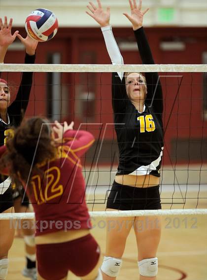 Thumbnail 3 in Foothill @ Esperanza photogallery.