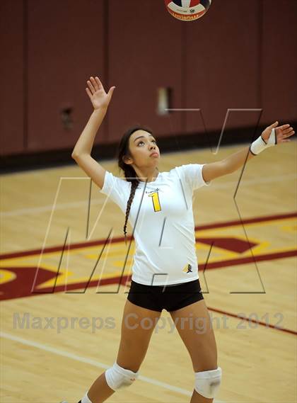 Thumbnail 1 in Foothill @ Esperanza photogallery.