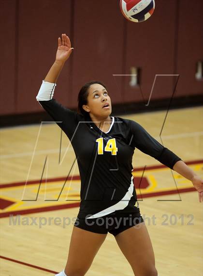 Thumbnail 1 in Foothill @ Esperanza photogallery.