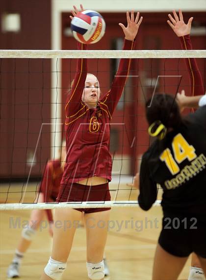 Thumbnail 1 in Foothill @ Esperanza photogallery.