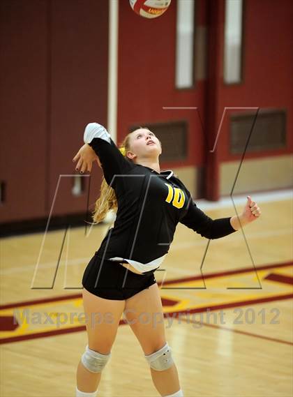 Thumbnail 2 in Foothill @ Esperanza photogallery.