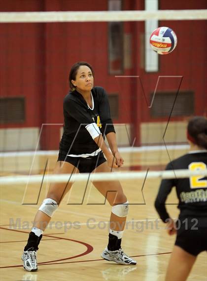 Thumbnail 2 in Foothill @ Esperanza photogallery.