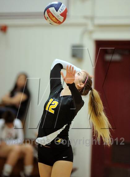 Thumbnail 1 in Foothill @ Esperanza photogallery.